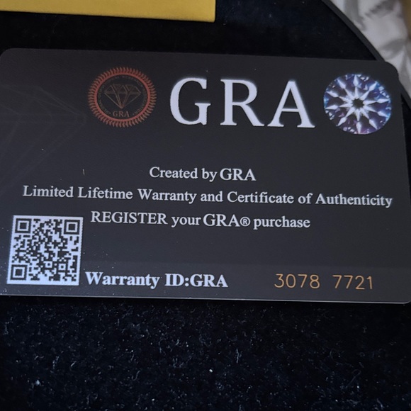 Moissanite Elegant Halo Ring - Picture 5 of 6